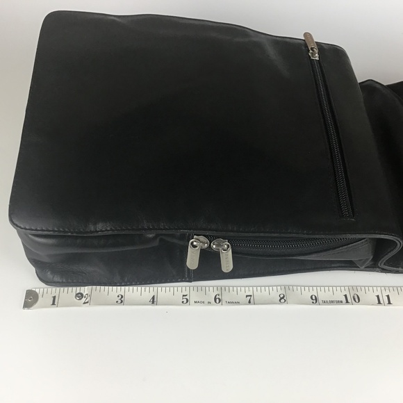 Danier Black Leather Bag - Picture 12 of 16